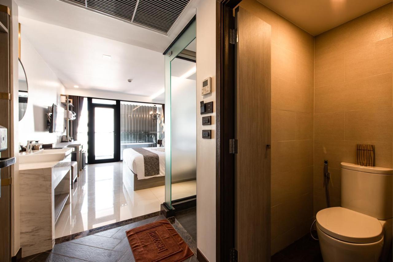 Blackwoods Hotel Pattaya - Sha Extra Plus Extérieur photo Bathroom