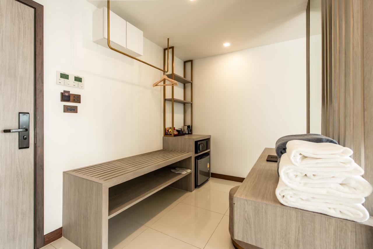 Blackwoods Hotel Pattaya - Sha Extra Plus Extérieur photo A room at the hotel