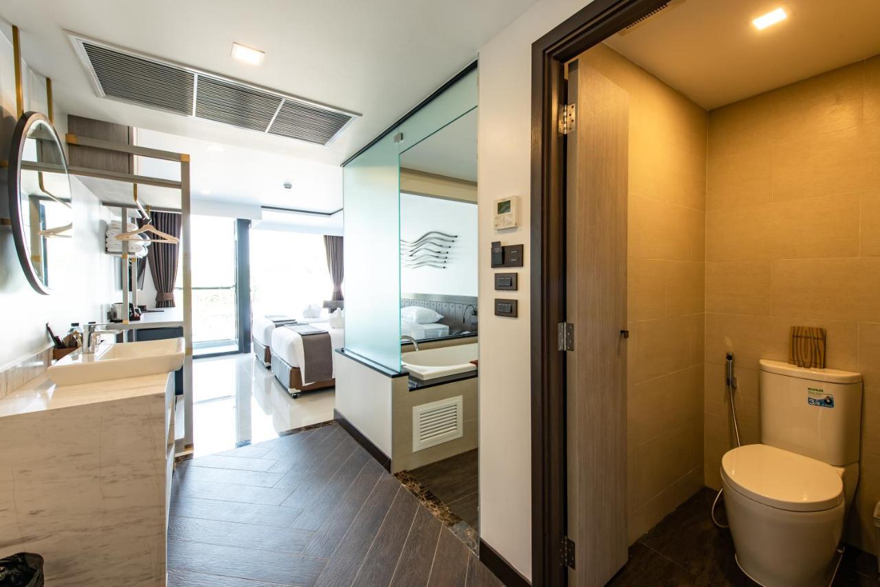 Blackwoods Hotel Pattaya - Sha Extra Plus Extérieur photo Bathroom