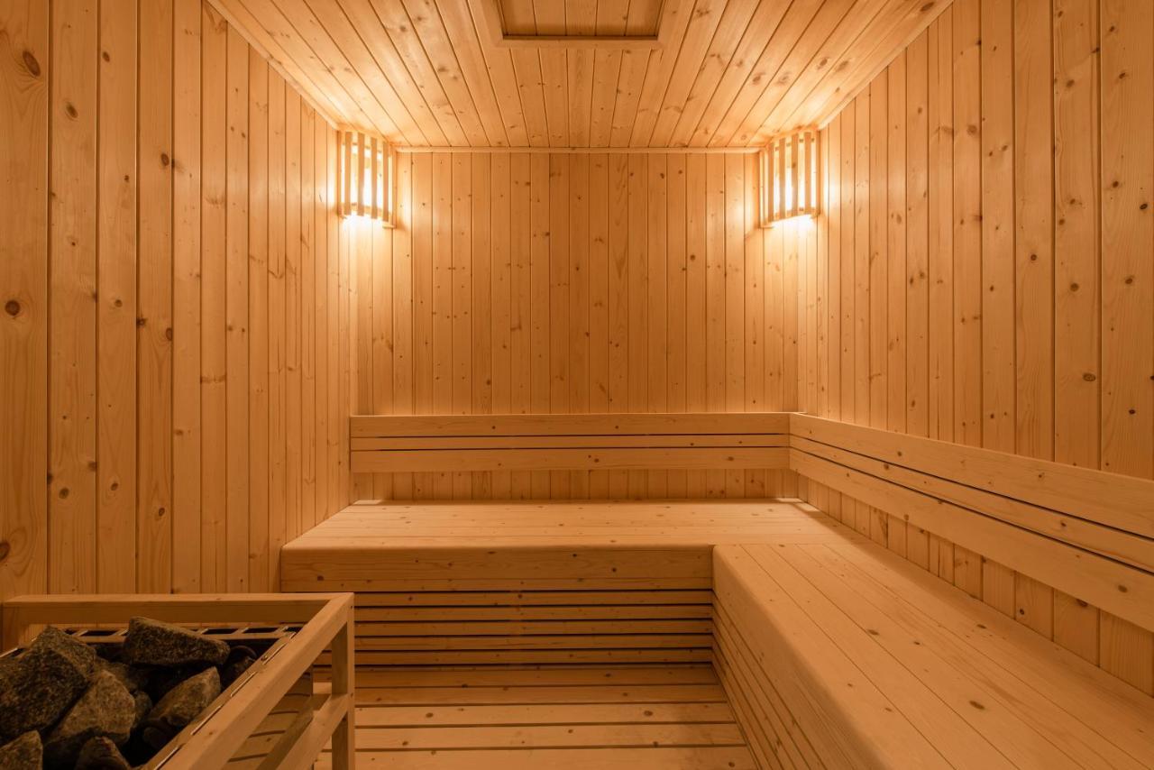 Blackwoods Hotel Pattaya - Sha Extra Plus Extérieur photo A modern Finnish sauna