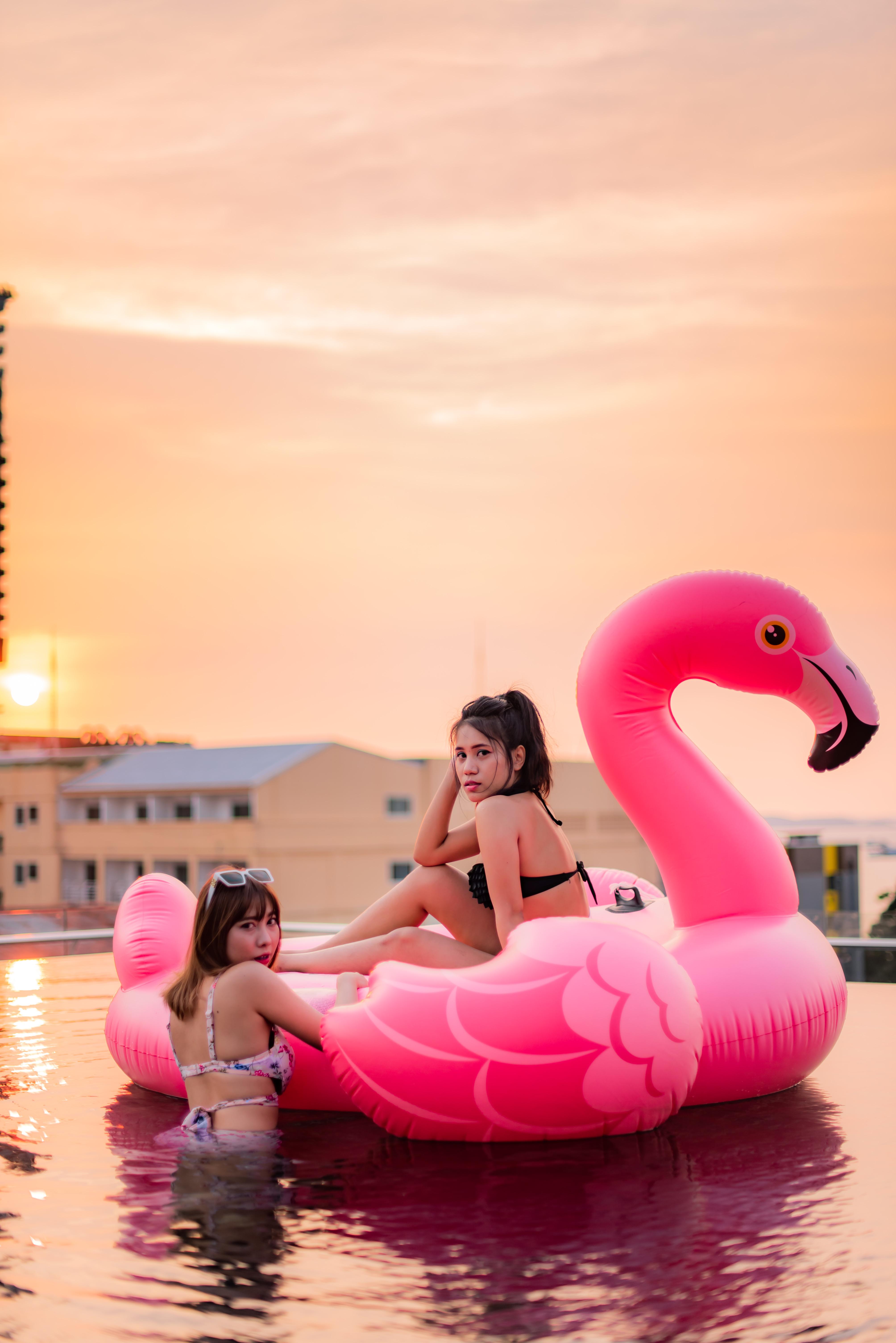 Blackwoods Hotel Pattaya - Sha Extra Plus Extérieur photo A flamingo float