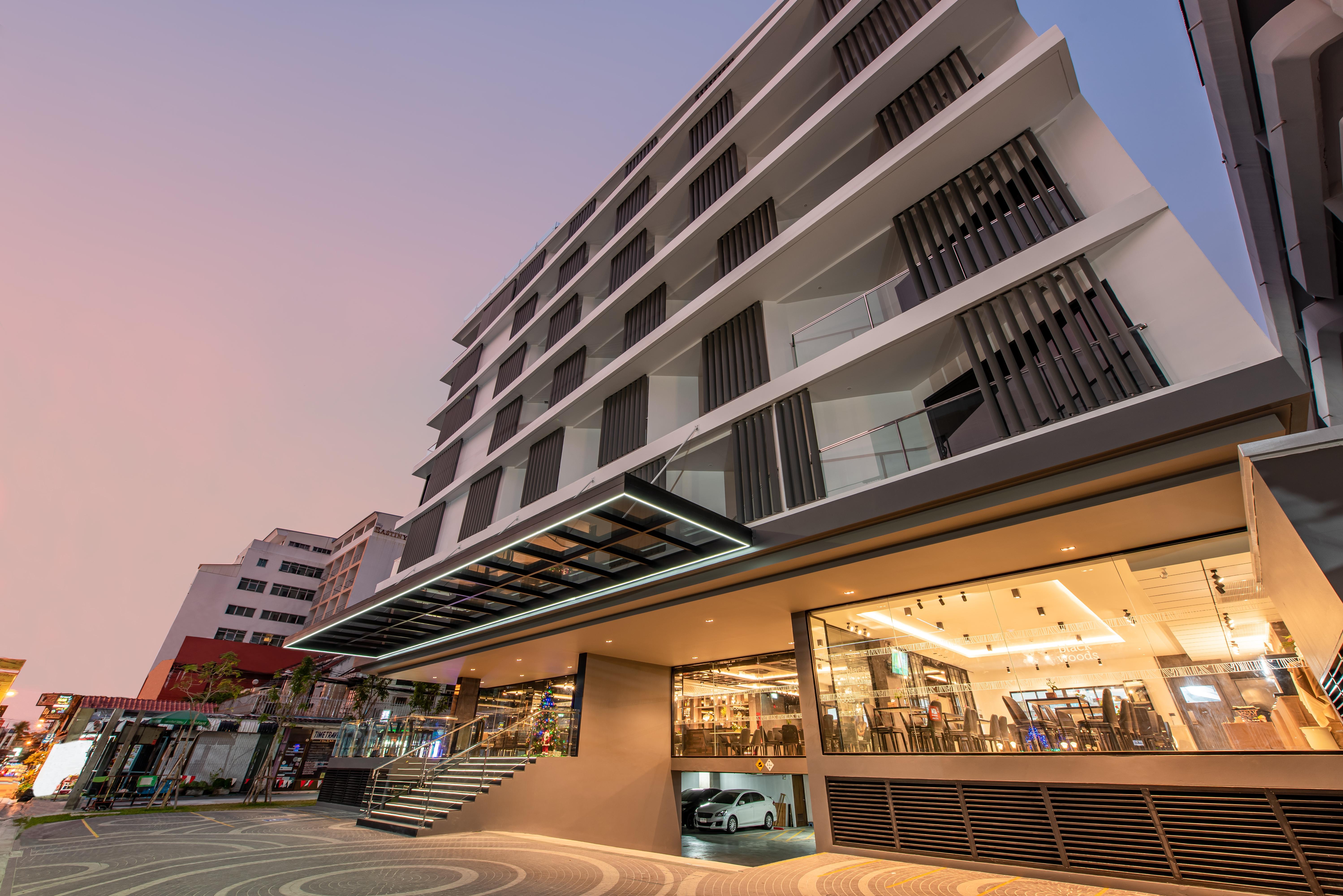 Blackwoods Hotel Pattaya - Sha Extra Plus Extérieur photo The 101